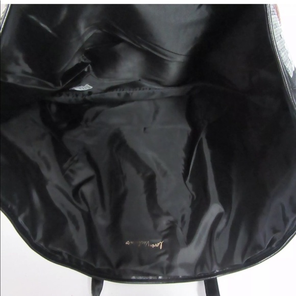 Victoria’s Secret Limited Edition Large Tote - Picture 4 of 6